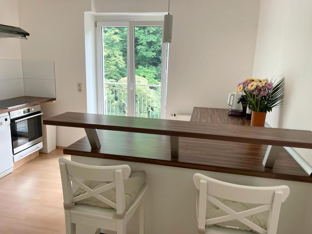 Stadt- Naturnah, Traumblick Und Balkon Baden-Baden Bagian luar foto